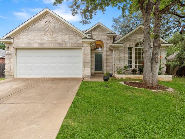 9012 Meacham WAY