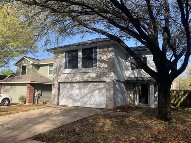 9012 Swanson Ln