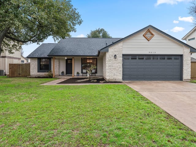 9013 Frostwood Trl
