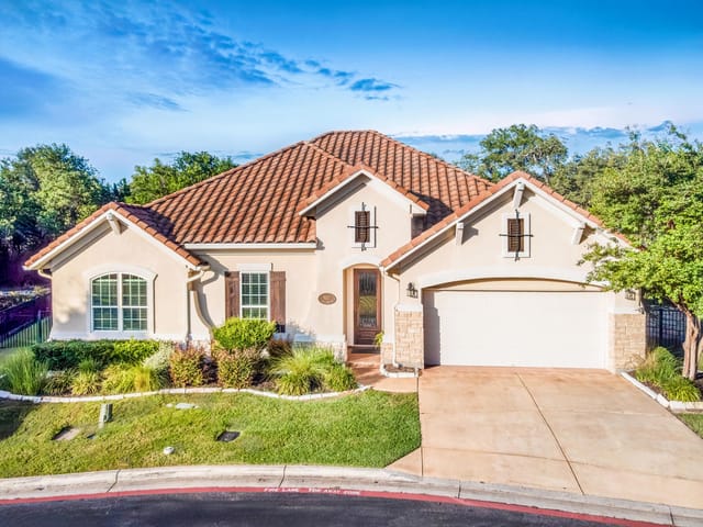 9017 Villa Norte DR