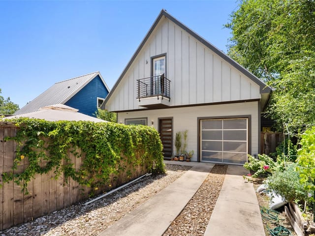 902 Calle Limon RD Unit #B