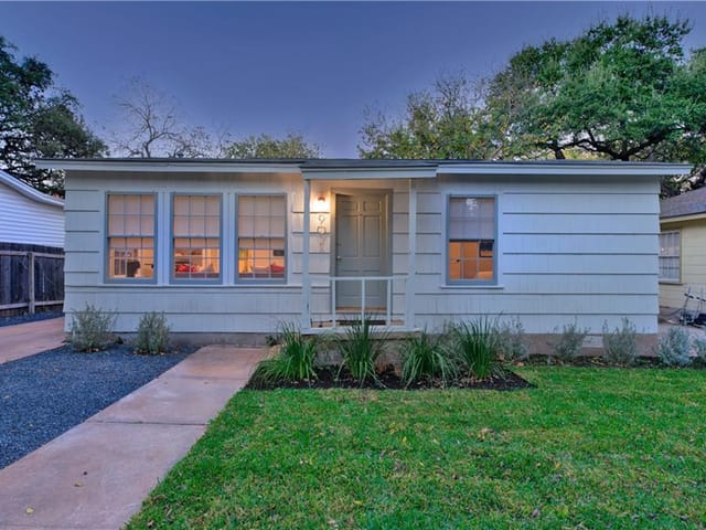 902 Philco Dr Unit #A