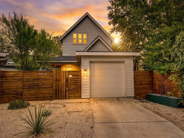 902 Plateau CIR Unit #1