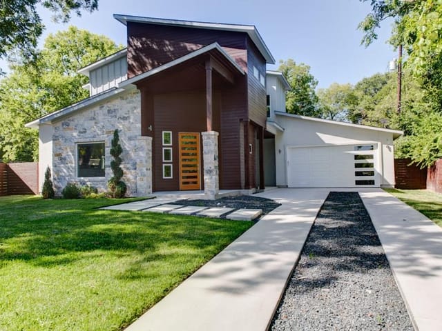 903 Garden Villa Ct