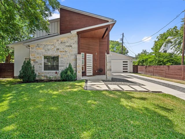 903 Garden Villa Ct