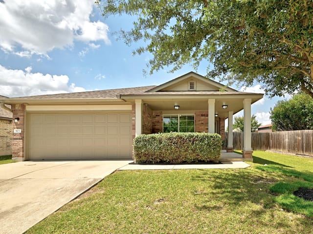 903 Gentry DR