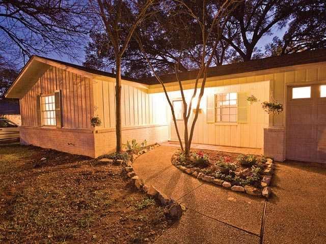 903 Hill Wood Dr