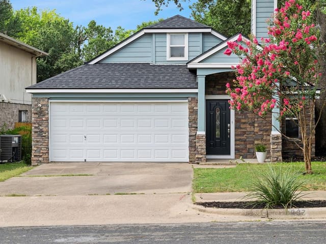 903 Minturn Ln