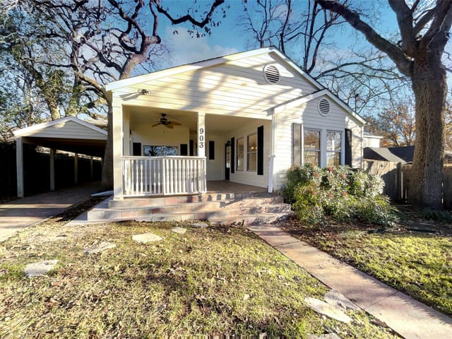903 Newman DR