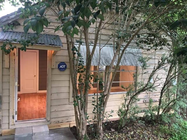 903 Prospect Ave