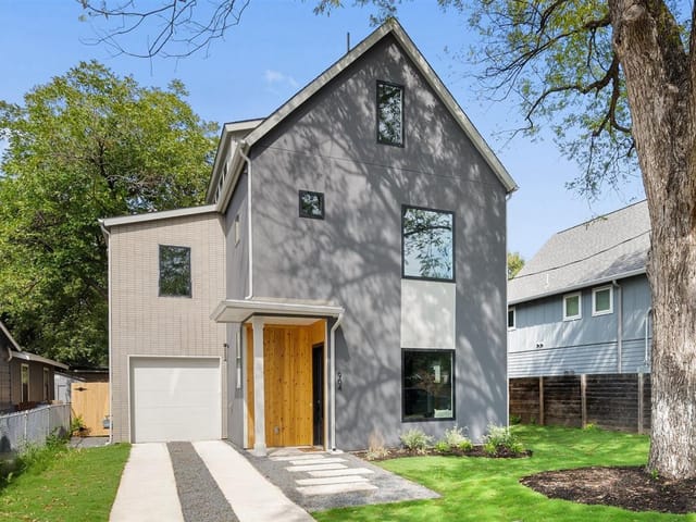 904 Linden St