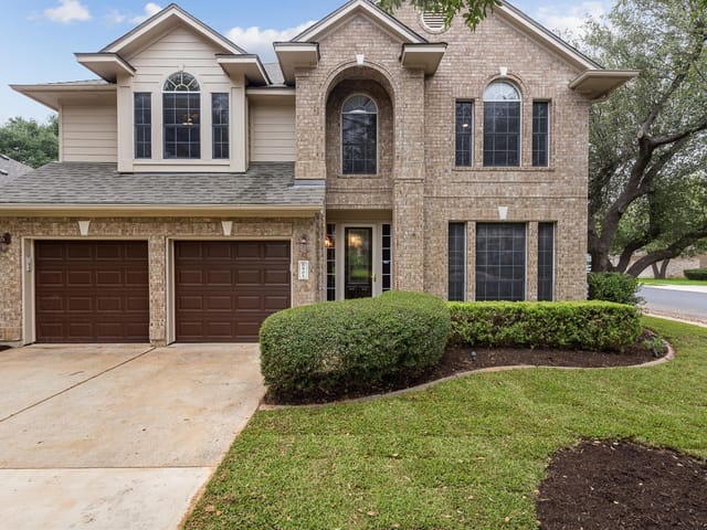 905 Brighton Bend Ln
