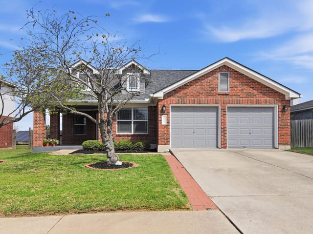 905 Lee Dr