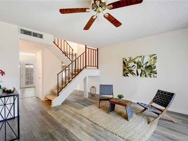 905 Silver Quail Ln