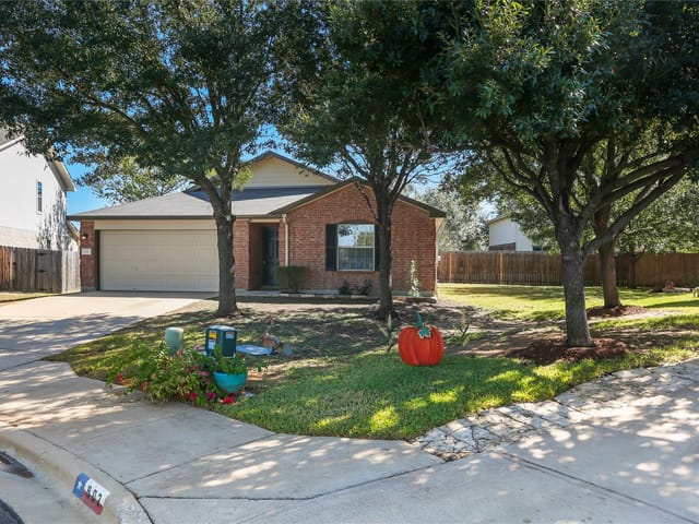 906 Brook Meadow Cv