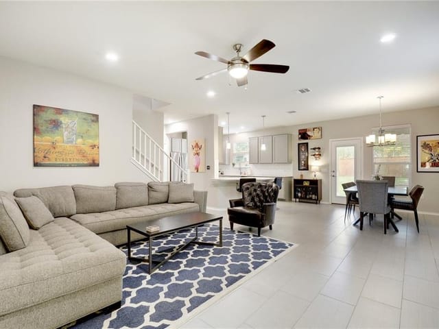 906 Emory Tree Dr