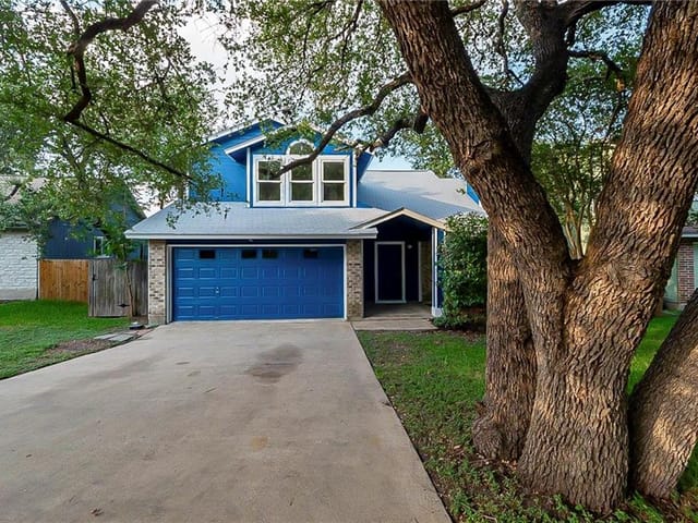 906 Sweetwater River Dr