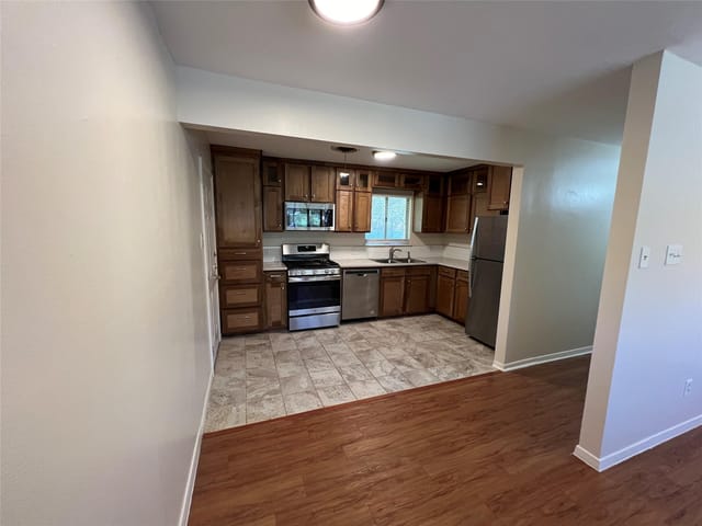 907 Possum Trot ST Unit #A