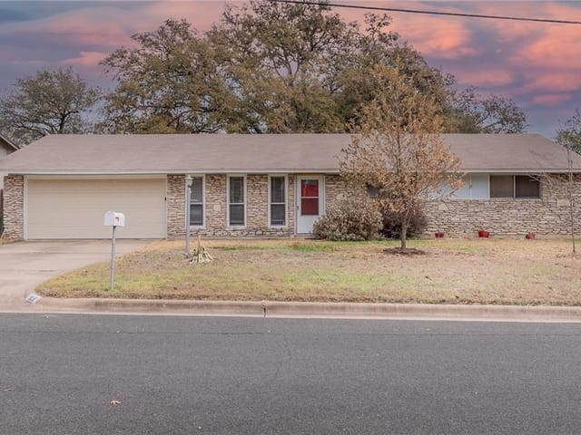 908 Berrywood Dr