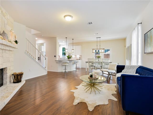 908 Emory Tree Dr