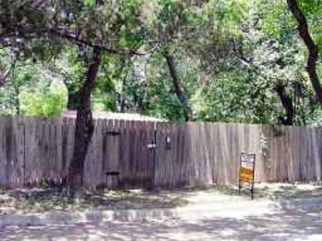 908 JESSIE St