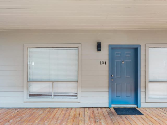908 Poplar St Unit #101