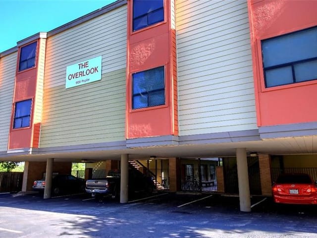 908 Poplar St Unit #203