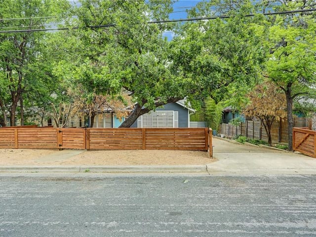 908 Post Oak ST