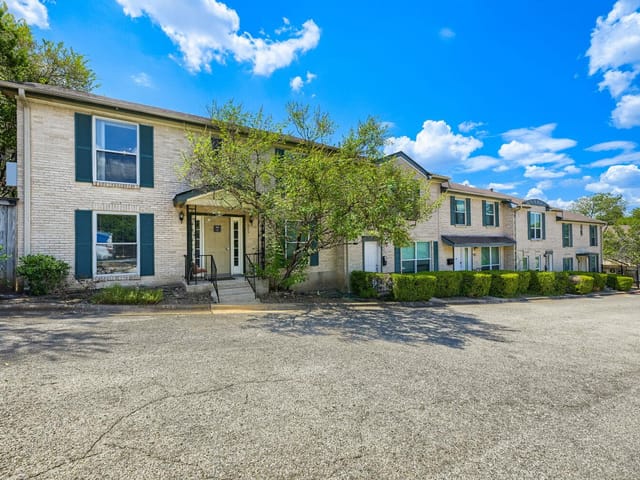 909 E Oltorf ST Unit #201