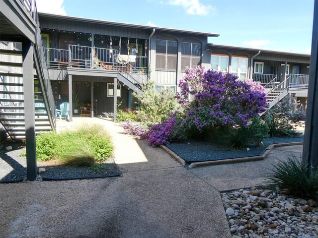 909 REINLI ST Unit #133