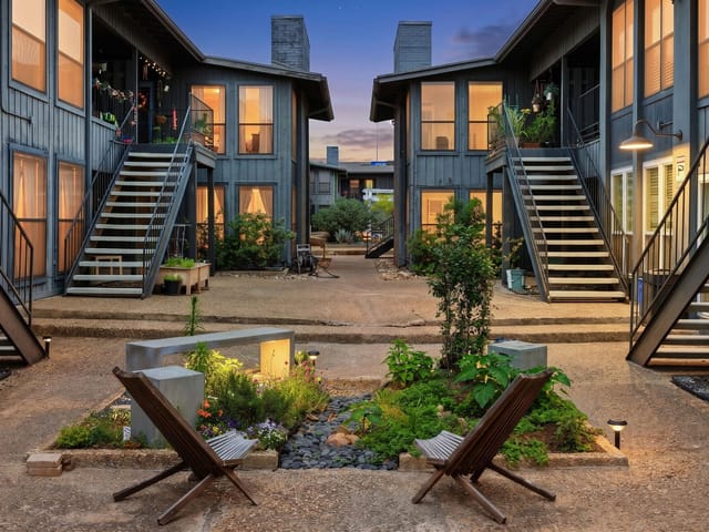 909 Reinli ST Unit #136