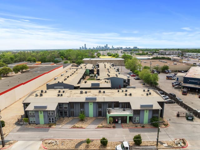909 Reinli St Unit #136