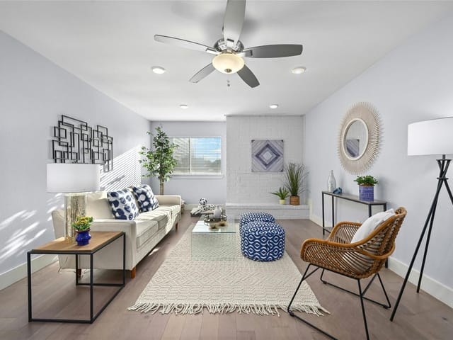 909 Reinli St Unit #228