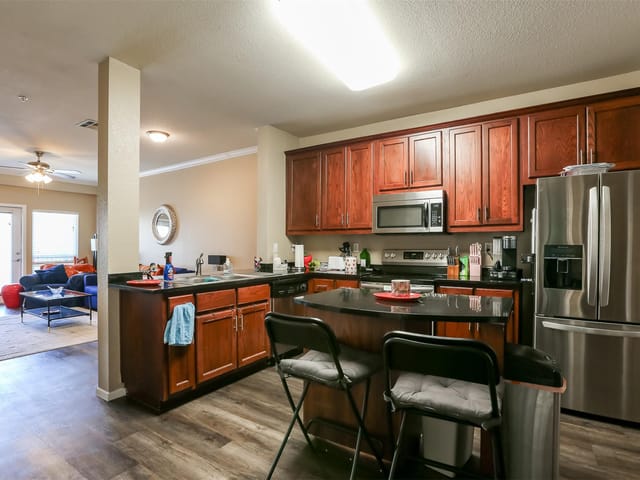 910 W 25th ST Unit #408