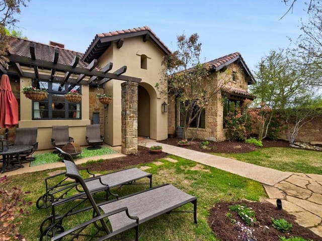 9100 Calera Dr Unit #1