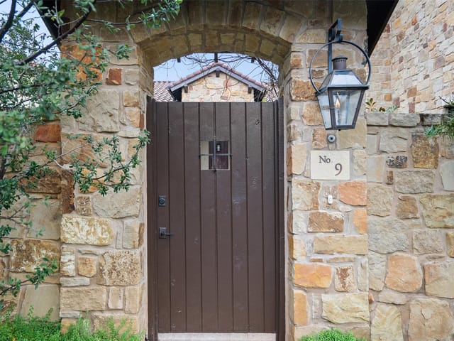 9100 Calera Dr Unit #9