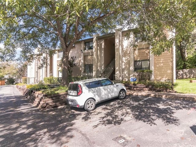 9100 Mountain Ridge Dr Unit #102
