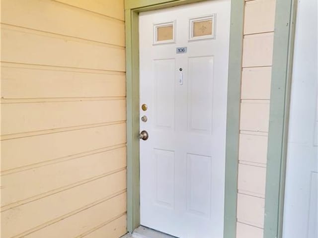 9100 Mountain Ridge Dr Unit #106