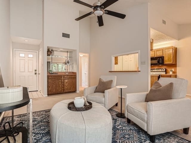 9100 Mountain Ridge Dr Unit #216