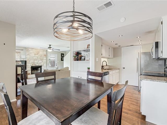 9100 Mountain Ridge Dr Unit #B