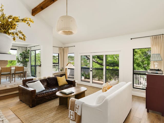 9101 Echo Point Cv