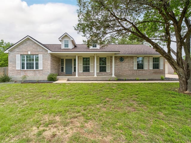 9104 Elm Creek Cv