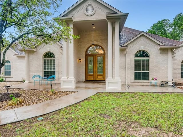 9104 Gallant Fox Rd