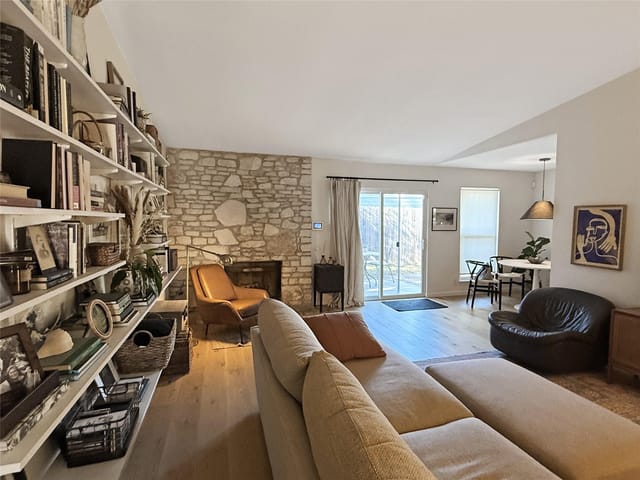 911 Sirocco DR