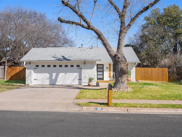 912 Cripple Creek Dr