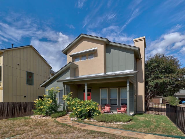 912 Romeria Dr Unit #A
