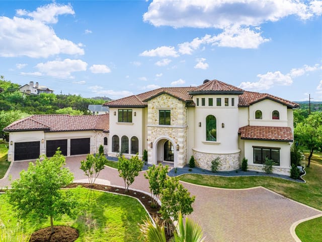 9120 Brookhurst Cv
