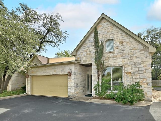 9122 Balcones Club Dr Unit #4