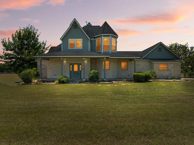 913 County Road 220