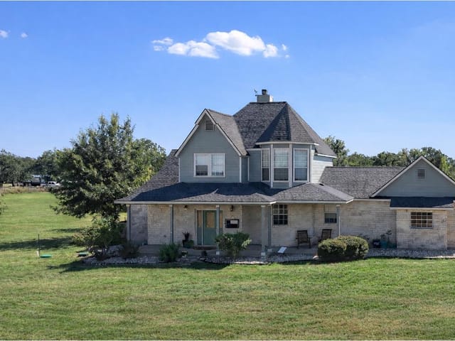 913 County Road 220